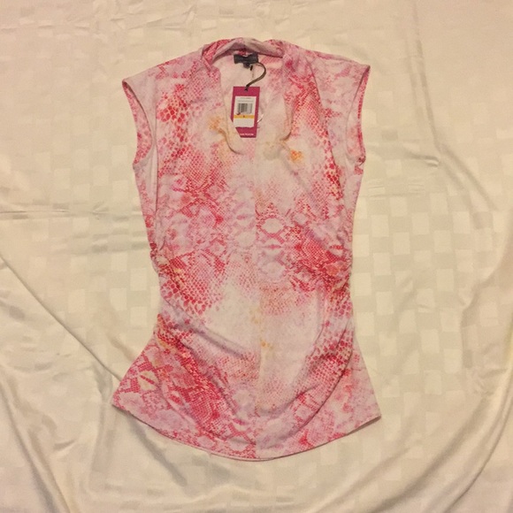 Vince Camuto Tops - Vince Camuto small sleeveless blouse NWT